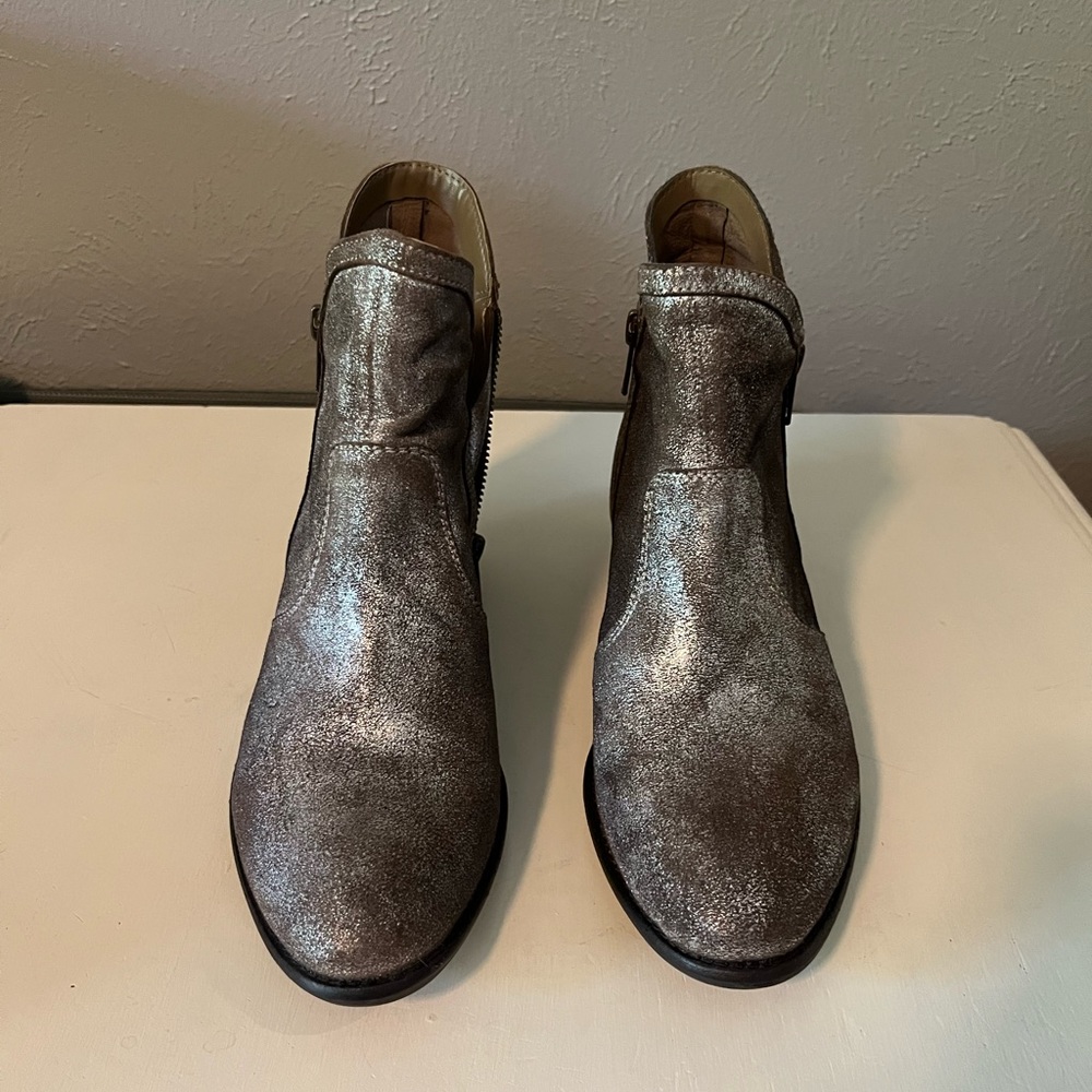 Seychelles metallic boots